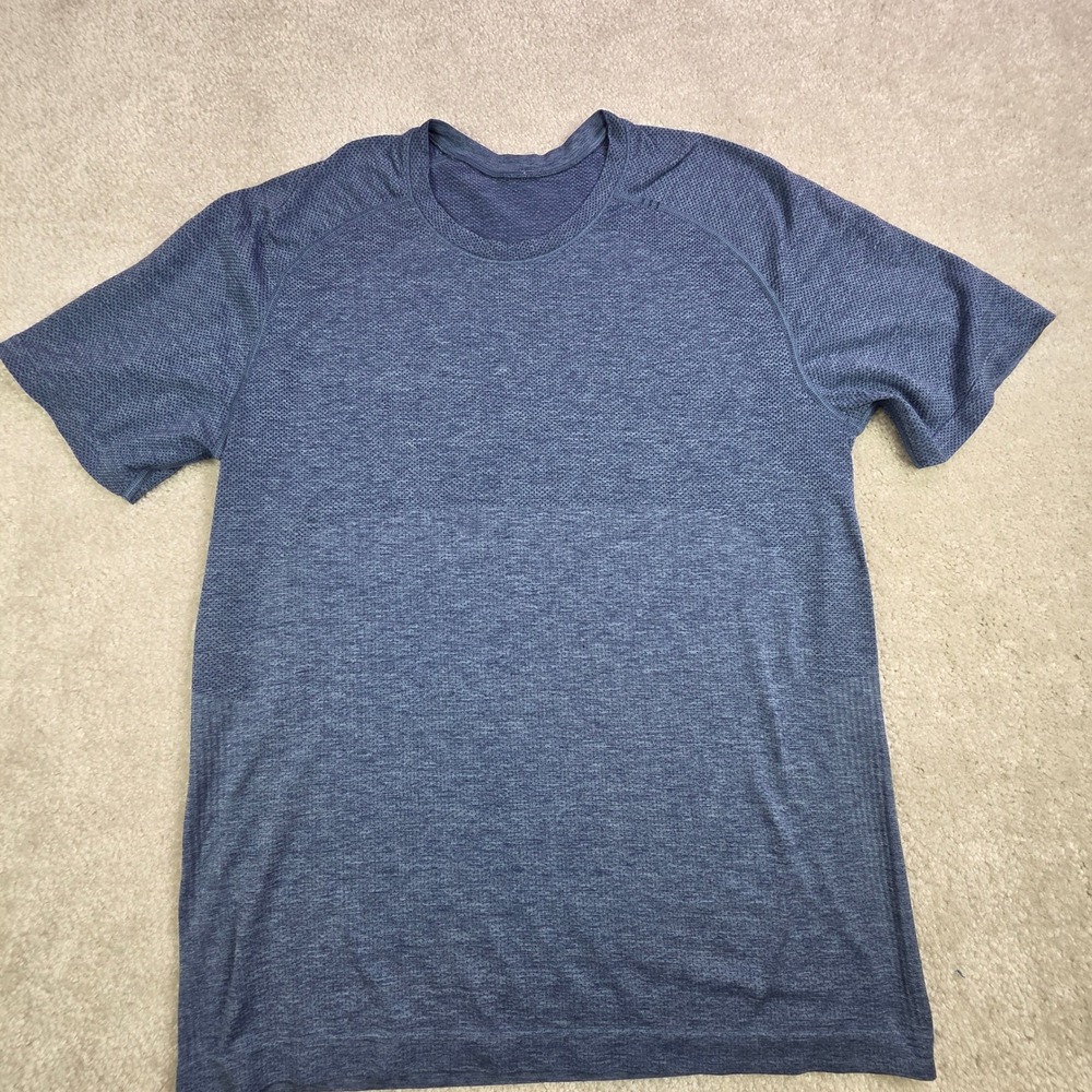 Lululemon Metal Vent Tech Atletic‎ Shirt Men's Medium Blue